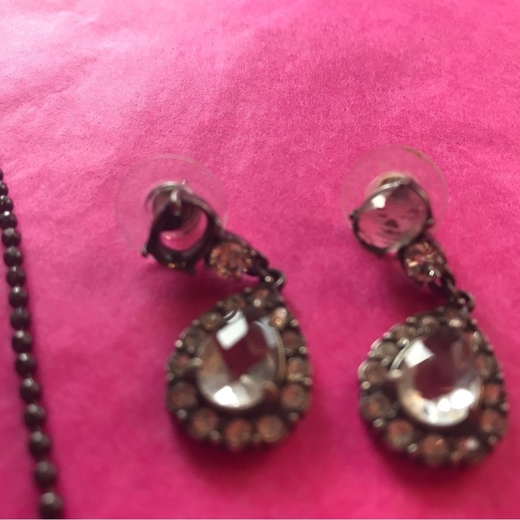 Victorian Style Necklace - Picture 2 of 2